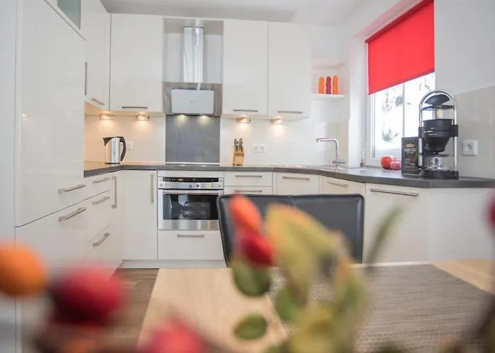 Sauerland Mit Traumhaftem Blick Ins Tal * 温特贝格